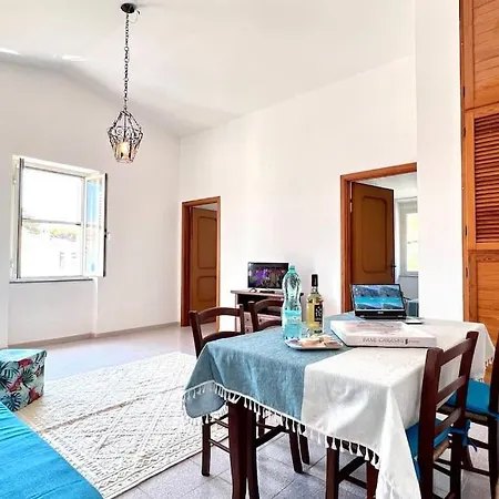 Sea House In The Heart Of Apartman Santa Lucia